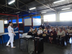 Palestra com alunas do Curso de Nutrição - UNIARA