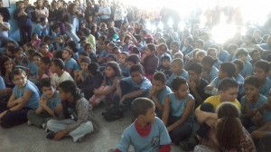 Os alunos prestigiaram e interagiram durante as apresentações.