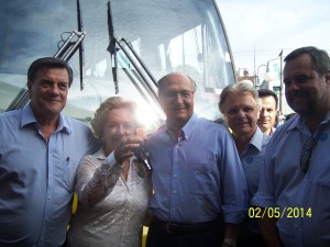 Deputado Estadual Roberto Massafera, Prefeita Cleide Berti, Governador Geraldo Alckmin e o deputado Federal Vanderlei Macris.